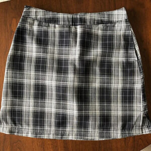 Vuarnet Sport Athletic Plaid Polyester Golf Skirt/Skort Navy + White Sz 2 NWOT